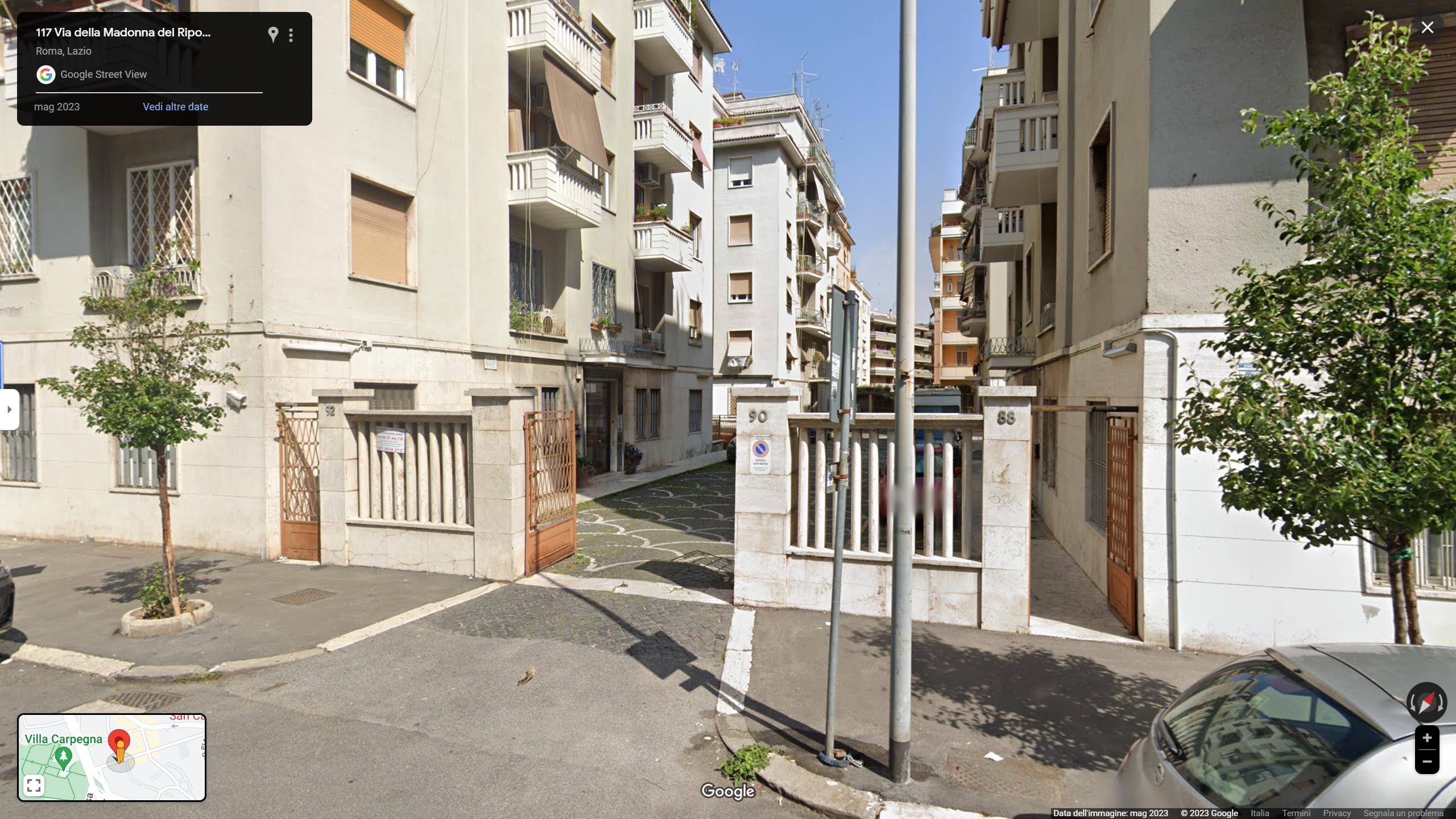 Locale composto da un unico ambiente posto al piano seminterrato. Identificativi Catastali [N.C.E.U.] Unità Principale cat. C/2 foglio 423 part. 106 sub 513. Sup. mq catastali 141. Lotto Libero, Piena Proprietà.
