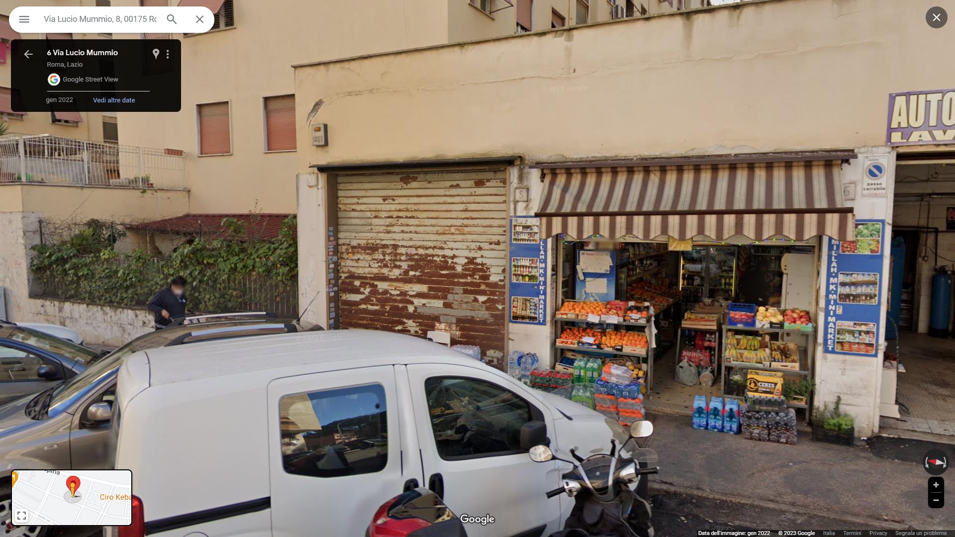 Negozio composto da ampio locale in ingresso, locale di retro, disimpegno e WC. Identificativi Catastali [N.C.E.U.] Unità Commerciale cat. C/1 foglio 956 part. 301 sub 502. Sup. mq 37,5. Lotto Libero, Piena Proprietà.