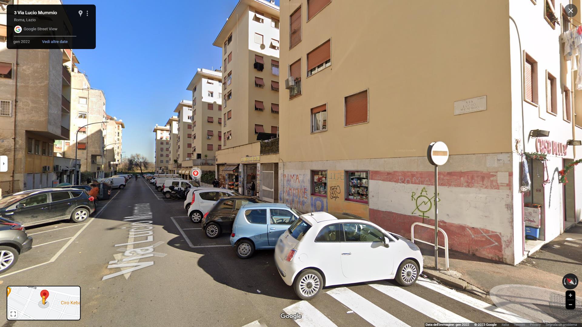 Negozio composto da ampio locale in ingresso, locale di retro, disimpegno e WC. Identificativi Catastali [N.C.E.U.] Unità Commerciale cat. C/1 foglio 956 part. 301 sub 502. Sup. mq 37,5. Lotto Libero, Piena Proprietà.