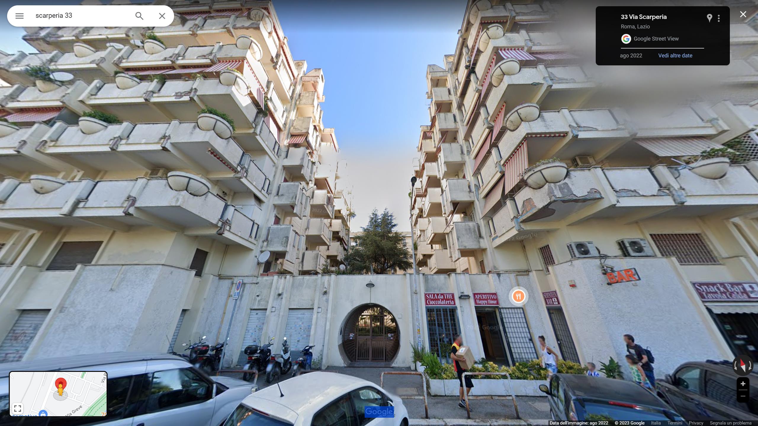 Appartamento al piano primo composta da due camere, cucina, un bagno e un balcone di pertinenza. Identificativi Catastali [N.C.E.U.] Unità Residenziale cat. A/3 foglio 812 part. 204 sub 544. Sup. mq catastali 73. Lotto Libero, Piena Proprietà.