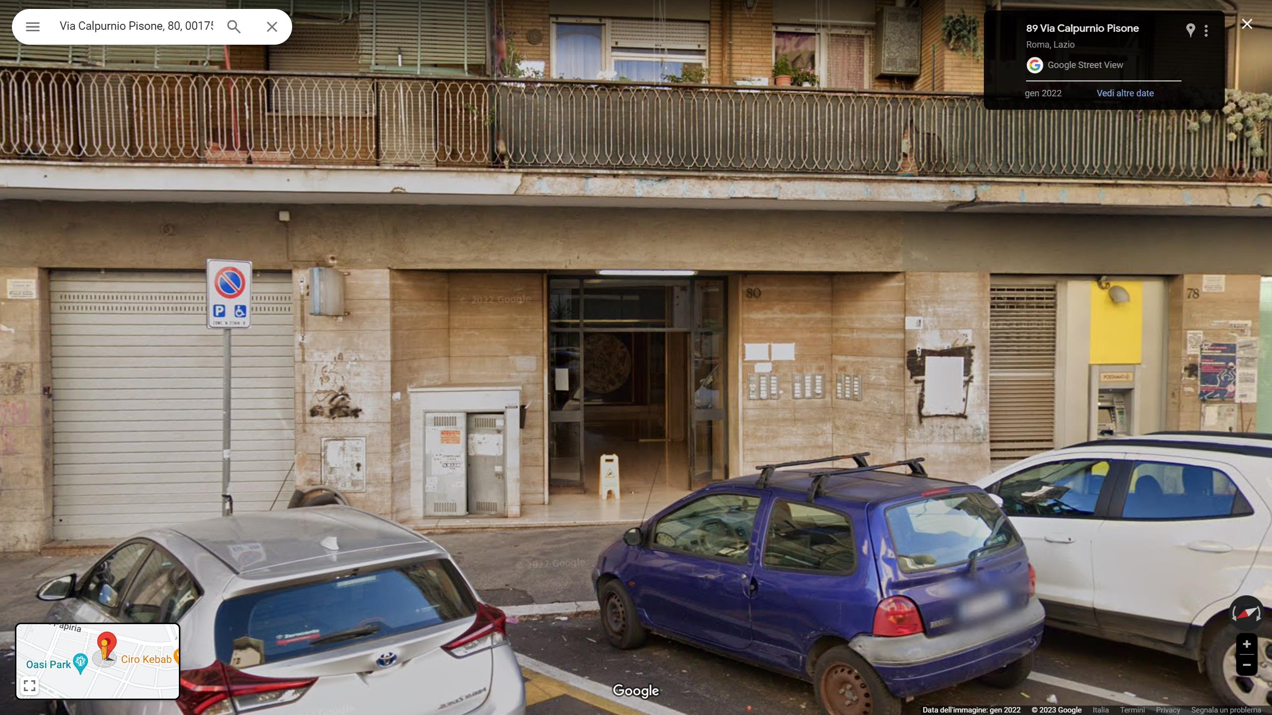 Appartamento composto da quattro vani, cucina abitabile, ripostiglio, bagno, corridoio e balcone. Identificativi Catastali [N.C.E.U.] Unità Residenziale cat. A/3 foglio 956 part. 408 sub 85. Sup. mq catastali 101. Lotto Libero, Piena Proprietà.