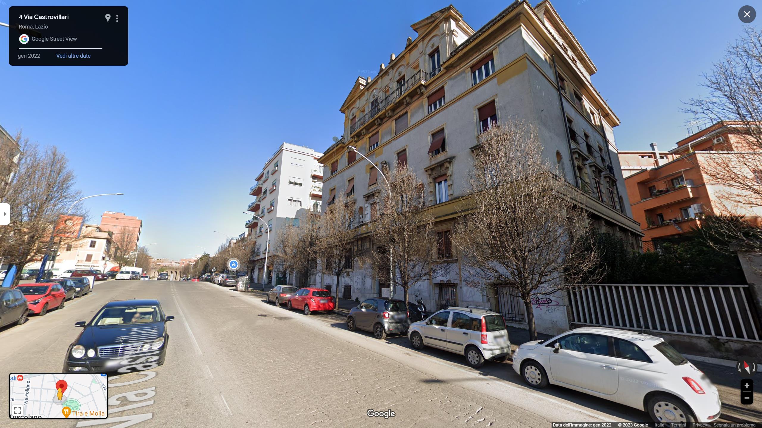 Appartamento composto da un vano, cucina abitabile, bagno e zona ingresso. L’unità immobiliare, con accesso dal cortile del civico 1 e dal civico 3, è posta alle spalle dell’edificio sito in via Castrovillari 3 + Soffitta al sesto piano int. 17 Soffitta al sesto piano int. 18. Identificativi Catastali [N.C.E.U.] Unità Residenziale cat. A/3 foglio 927 part. 293. Unità Secondaria cat. C/2 foglio 927 part. 106 sub 527 Unità Secondaria cat. C/2 foglio 927 part. 106 sub 523. Sup. mq catastali 58 mq catastali 6 mq catastali 8. Lotto Libero, Piena Proprietà.