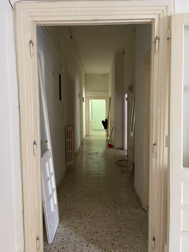 Appartamento Int.4 Di 5 Vani Con Ascensore + Balconi. Dati catastali [N.C.E.U.]: cat.A/2, fg. 536, part. 3, sub. 504. Sup cat. 103. Piena proprietà lotto libero.