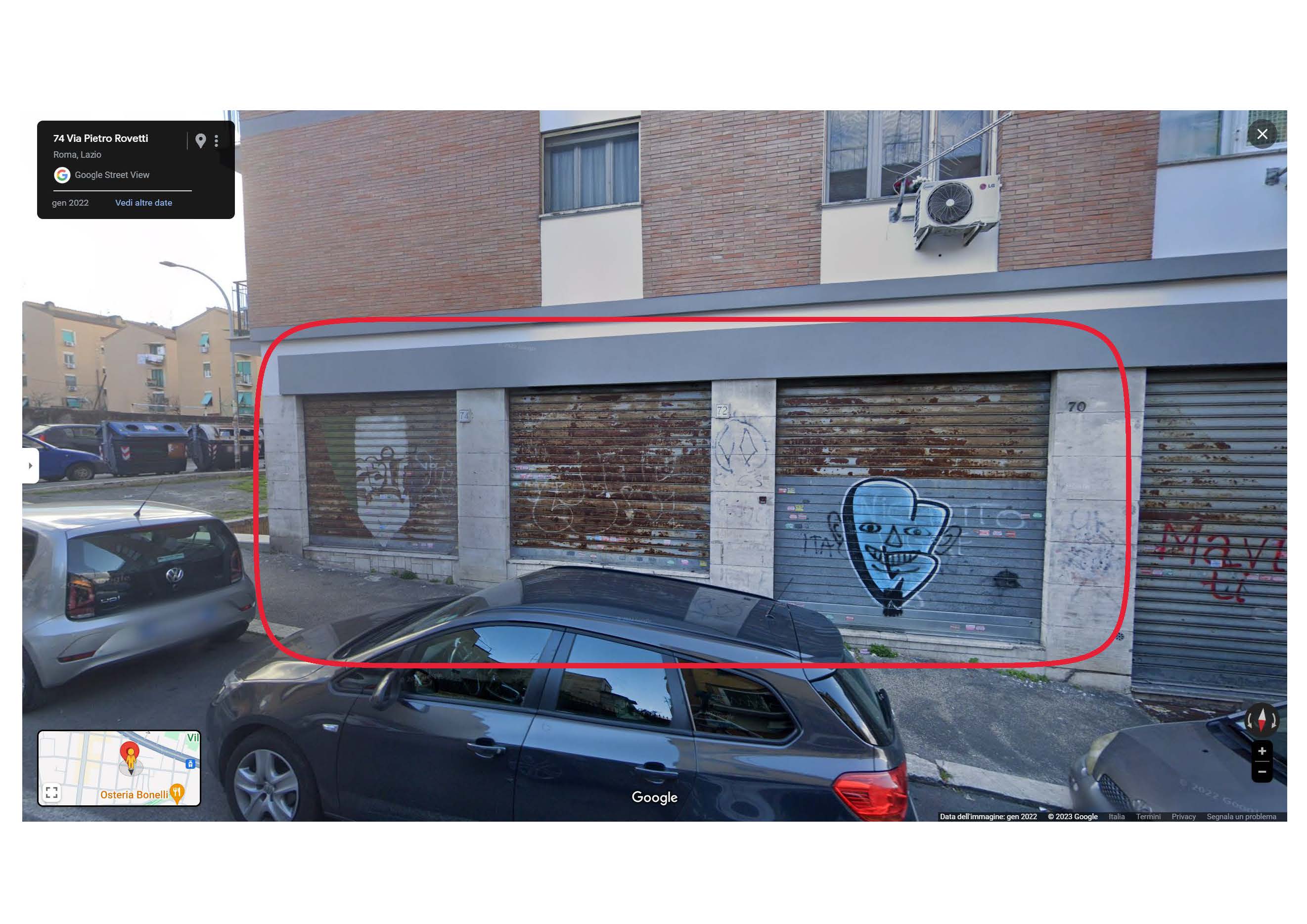 Unità al piano terra composta da locale di vendita diviso da tramezzatura provvisoria in cartongesso e un locale retrostante dove è situata la scala che porta al piano interrato adibito a sottonegozio/magazzino con servizio igienico. Identificativi Catastali [N.C.E.U.] Unità Commerciale cat. C/1 foglio 934 part. 719 sub 5. Sup. mq (arr) mq catastali 225. Lotto libero.