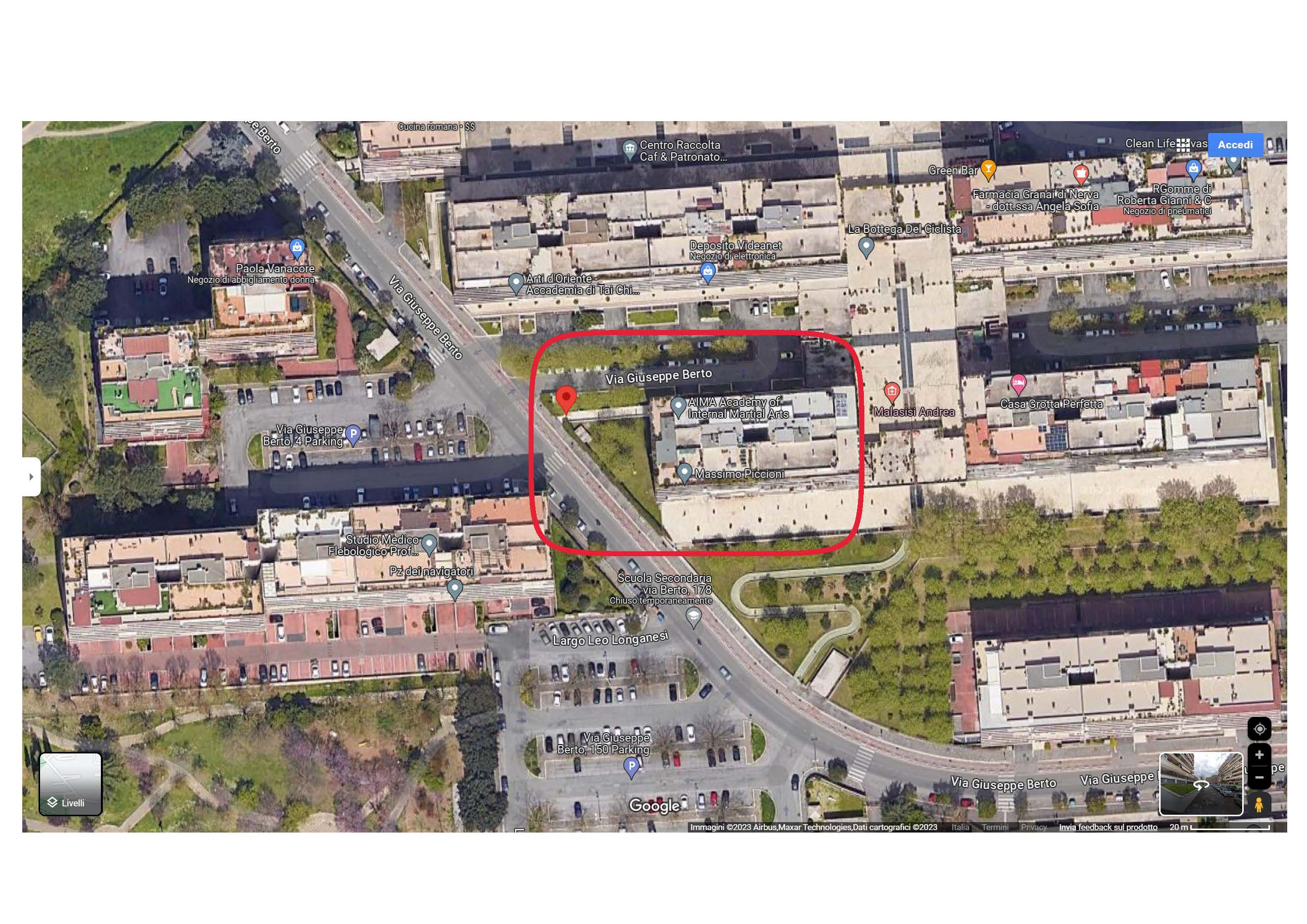 Locale commerciale al piano terra con annessi servizi e scala interna comunicante con il piano sottostante adibito a sottonegozio + Posto auto coperto n. 24 piano S1 in autorimessa condominiale del fabbricato di via Berto 71. Identificativi Catastali [N.C.E.U.] Unità Commerciale cat. C/1 foglio 853 part. 702 sub 7, Unità Secondaria cat. C/6 foglio 853 part. 702 sub 531. Sup. mq (arr) mq catastali 95, mq catastali 10. Lotto libero.