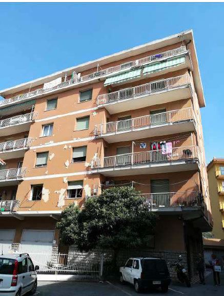 Autorimessa. Sup. 16 mq