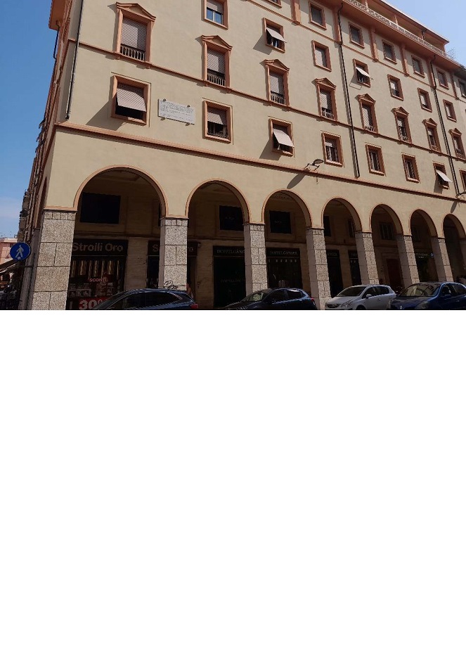 appartamento 2 locali + servizi semplici. Identificativi catastali F. 94 Mapp. 2267 Sub. 14. Sup. Mq catastali escluse aree scoperte (arr.) 85. Immobile occupato con contratto di locazione scaduto, piena proprieta'.