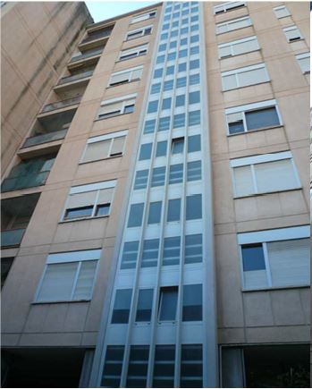 Unità immobiliare al piano primo composta da due camere, cucina, un bagno, ingresso, disimpegno, un ripostiglio ed un balcone. Id. catastali [N.C.E.U.] Unità Residenziale cat. A/2 foglio 140 part. 88 sub 35. Sup. (arr) mq catastali 79