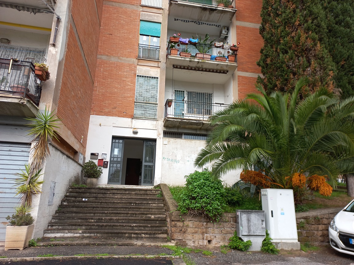 LOCALE DEPOSITO/MAGAZZINO. Sup. catastale 45 mq. Lotto libero