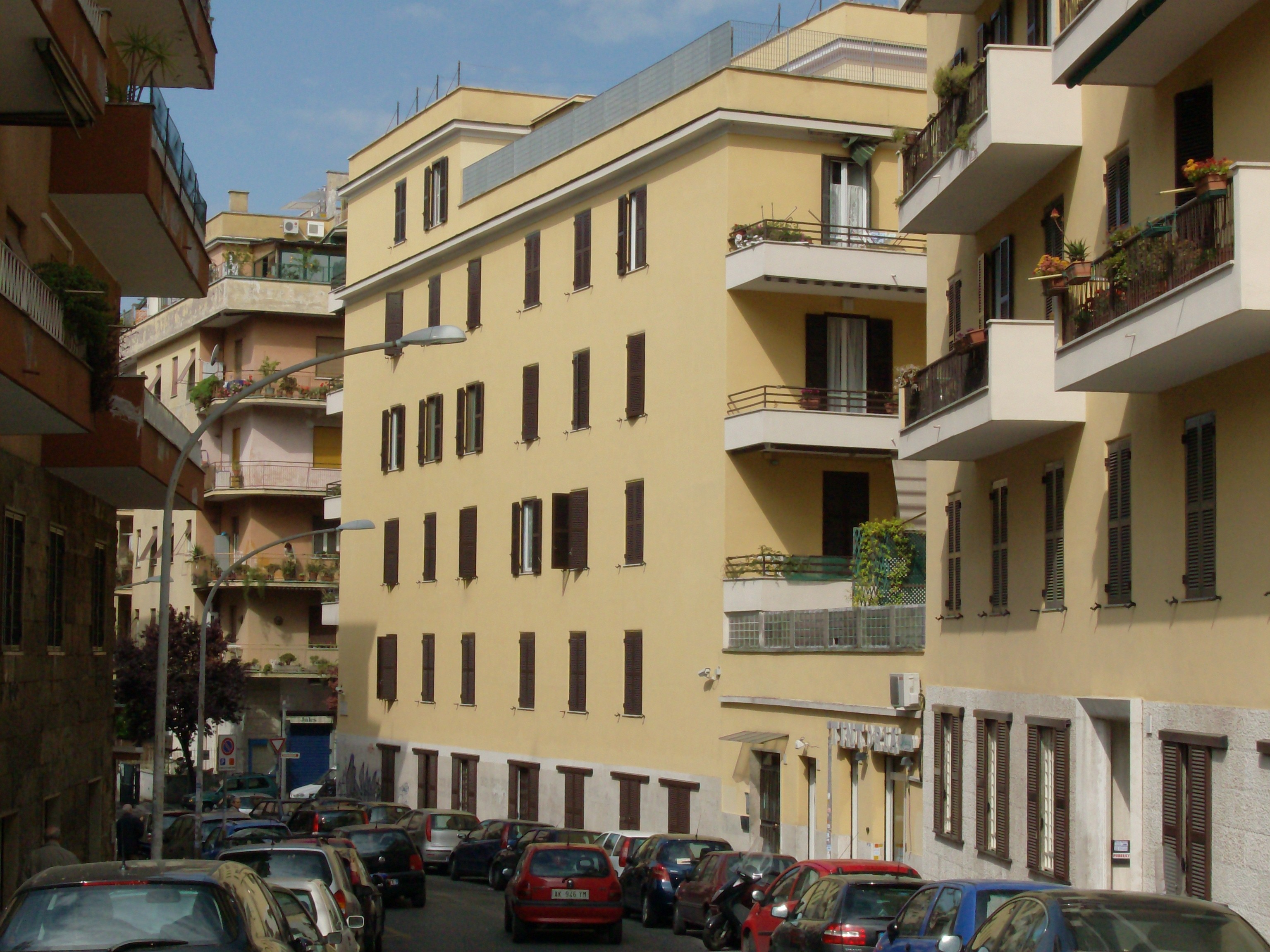 APPARTAMENTO AD USO ABITATIVO. Int. 2, mq 74,91
