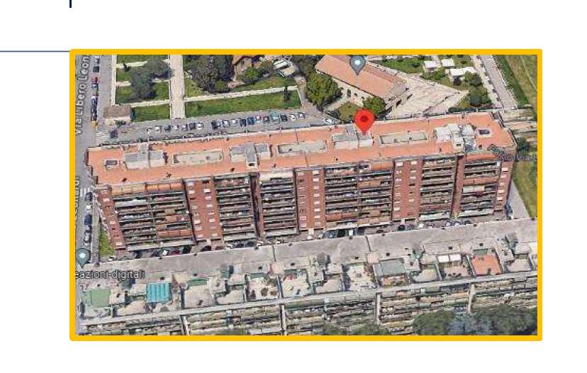 Appartamento posto al piano quinto, intermedio con ascensore, della scala D, composto da ingresso-soggiorno, cucina abitabile, 2 camere, 1 corridoio, 2 bagni, 1 balcone con parapetto in vetro e ferro. Identificativi Catastali [N.C.E.U.] Unità residenziale categoria A2 foglio 960 particella 442 sub 243. Sup. 84 mq catastali. Libero. piena proprietà