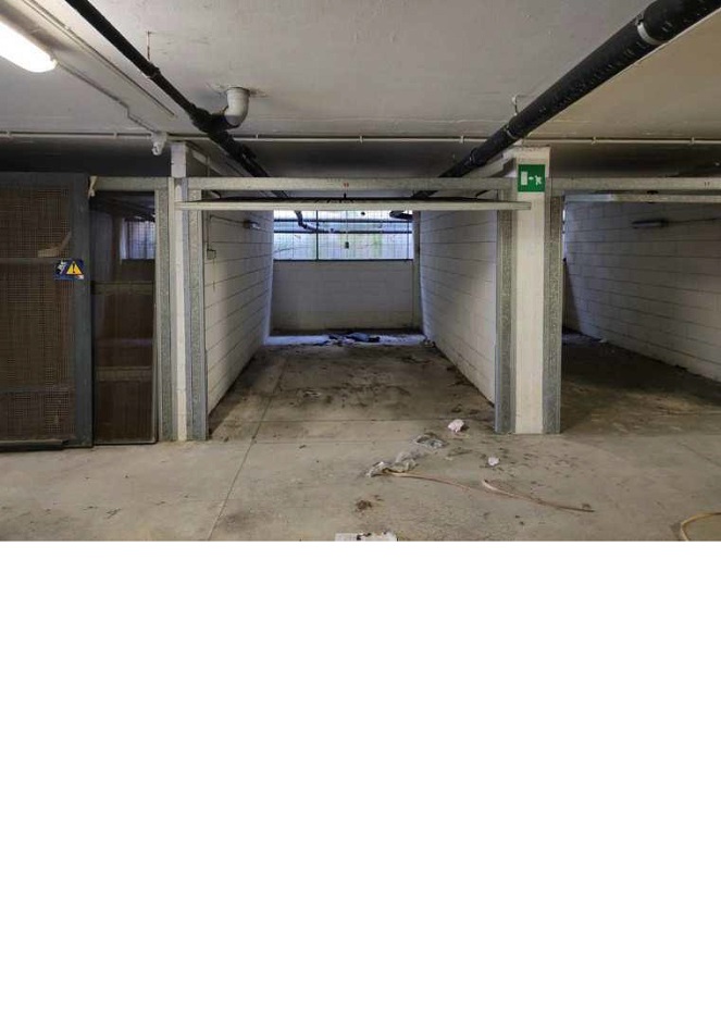 Box auto commerciale. Id. cat. F 8 Mapp. 1003 Sub 76. Sup. mq 14. LIBERO. PIENA PROPRIETA'