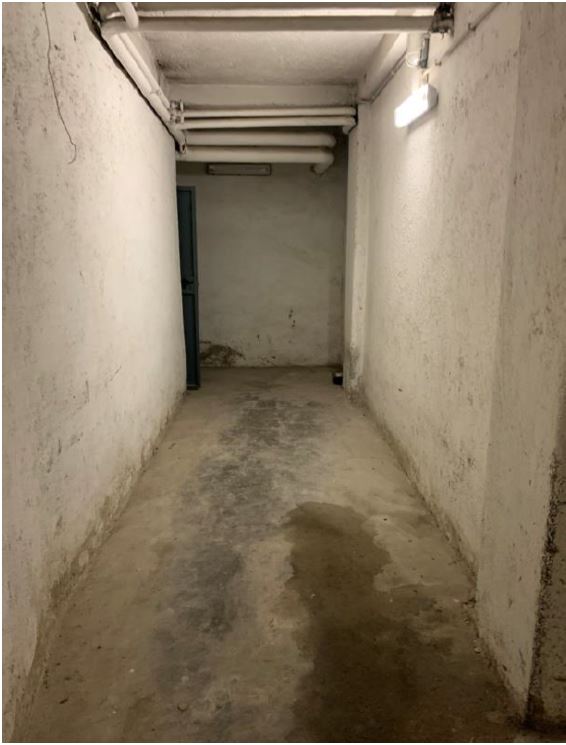 Cantina soffitta commerciale. Id. cat. F. 584 part. 74 sub 505. Sup. mq 25. LIBERO. PIENA PROPRIETA'