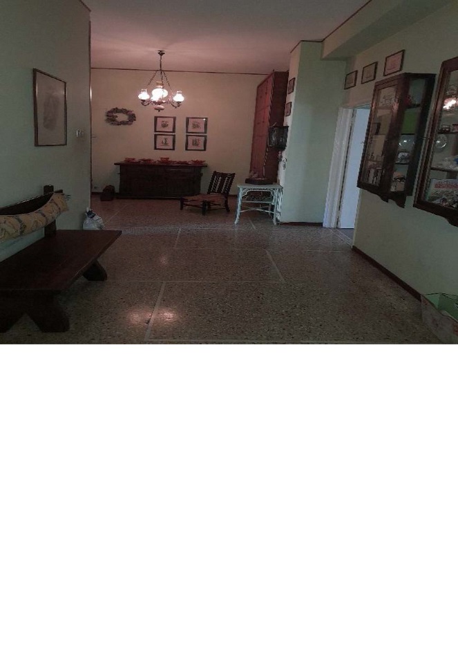 Abitazione. Id. cat. F. 94 Mapp. 2267 Sub. 11. Sup. mq 157. OCCUPATO CON CONTRATTO DI LOCAZIONE SCADUTO. PIENA PROPRIETA'