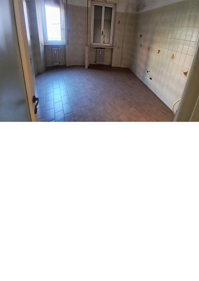 Appartamento quattro locali + serrvizi doppi; Cantina soffitta pertinenziale. Id. cat. F.159 Mapp.180 Sub.241 F.159 Mapp.180 Sub.240. Sup. mq 153. LIBERO. PIENA PROPRIETA'