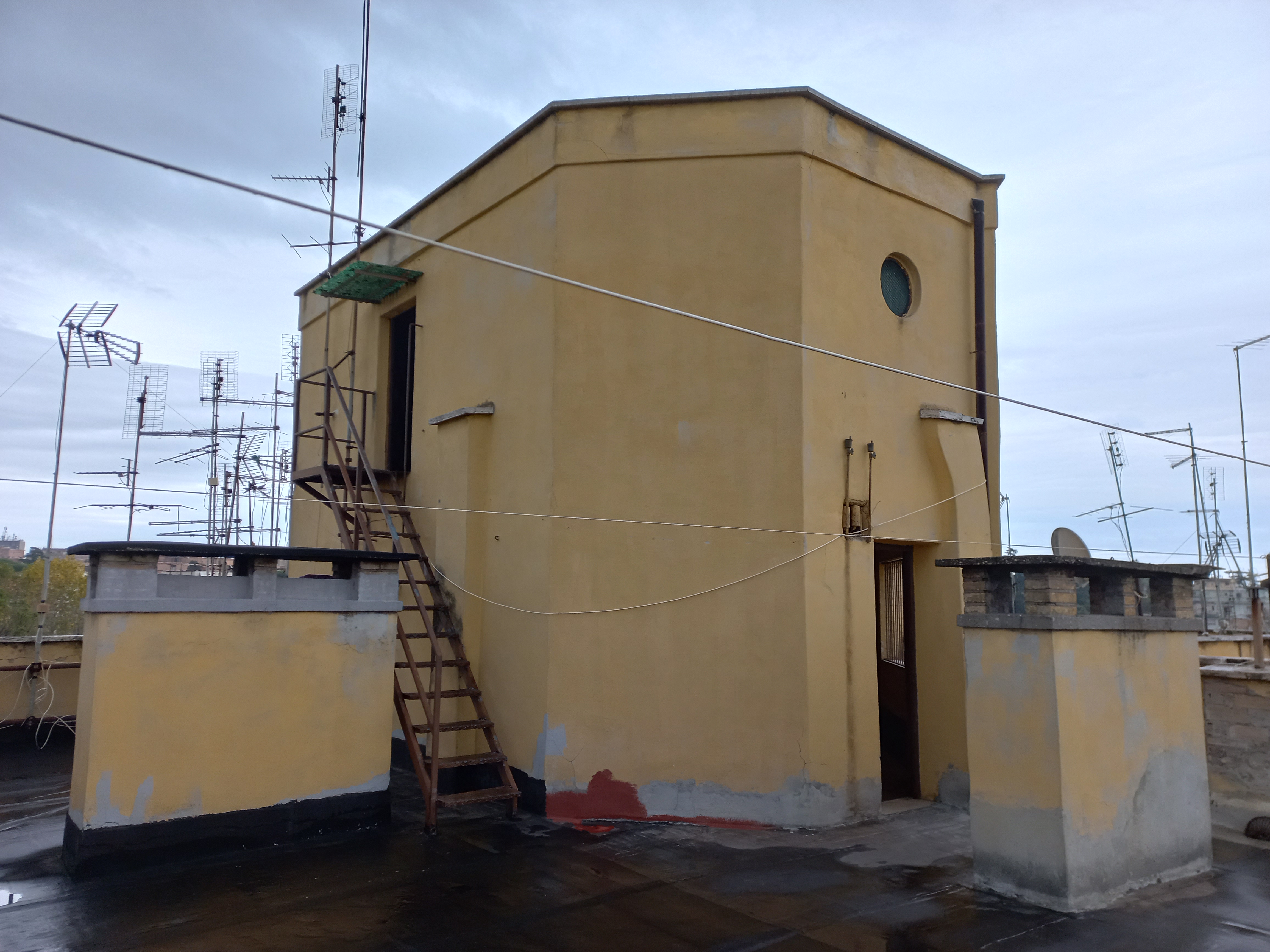 LOCALE DEPOSITO/MAGAZZINO. Sup. catastale 41 mq. Lotto Libero.