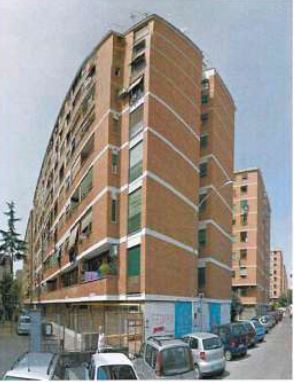 Magazzino sito al piano S1 dell'Edificio B. Id. cat. Unità Secondaria cat. C/2 foglio 812 part. 297 sub 503. Sup. 30 mq catastali. Libero. Piena proprietà.