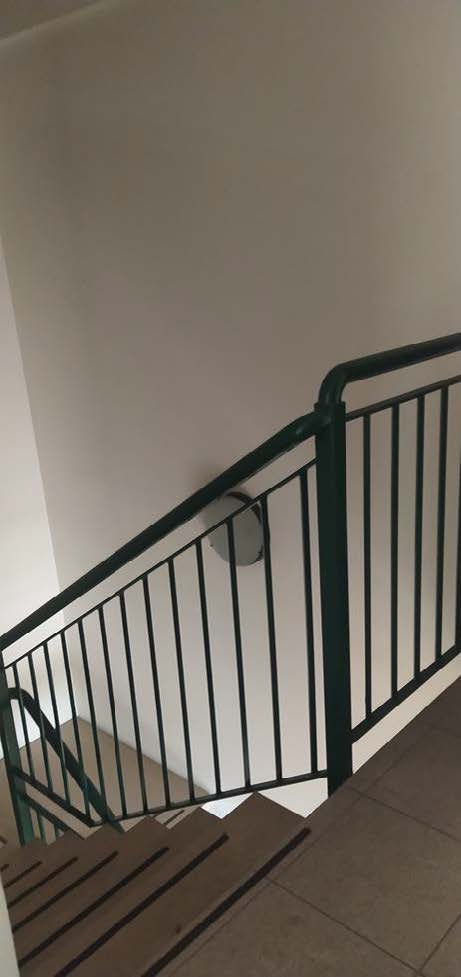 Ufficio al piano primo composto da ingresso, 2 vani, 1 servizio 1 balcone e un vano accessorio al piano terra collegato con scala interna. Box auto piano S1 via Licata 22 in autorimessa interrata condominiale. Id. cat. Unità Principale cat. A/10 foglio 202 part. 357 sub 14, Unità Secondaria cat. C/6 foglio 202 part. 357 sub 92. Sup. MQ (arr.) mq catastali 100, mq catastali 18. Libero. Piena Proprietà.