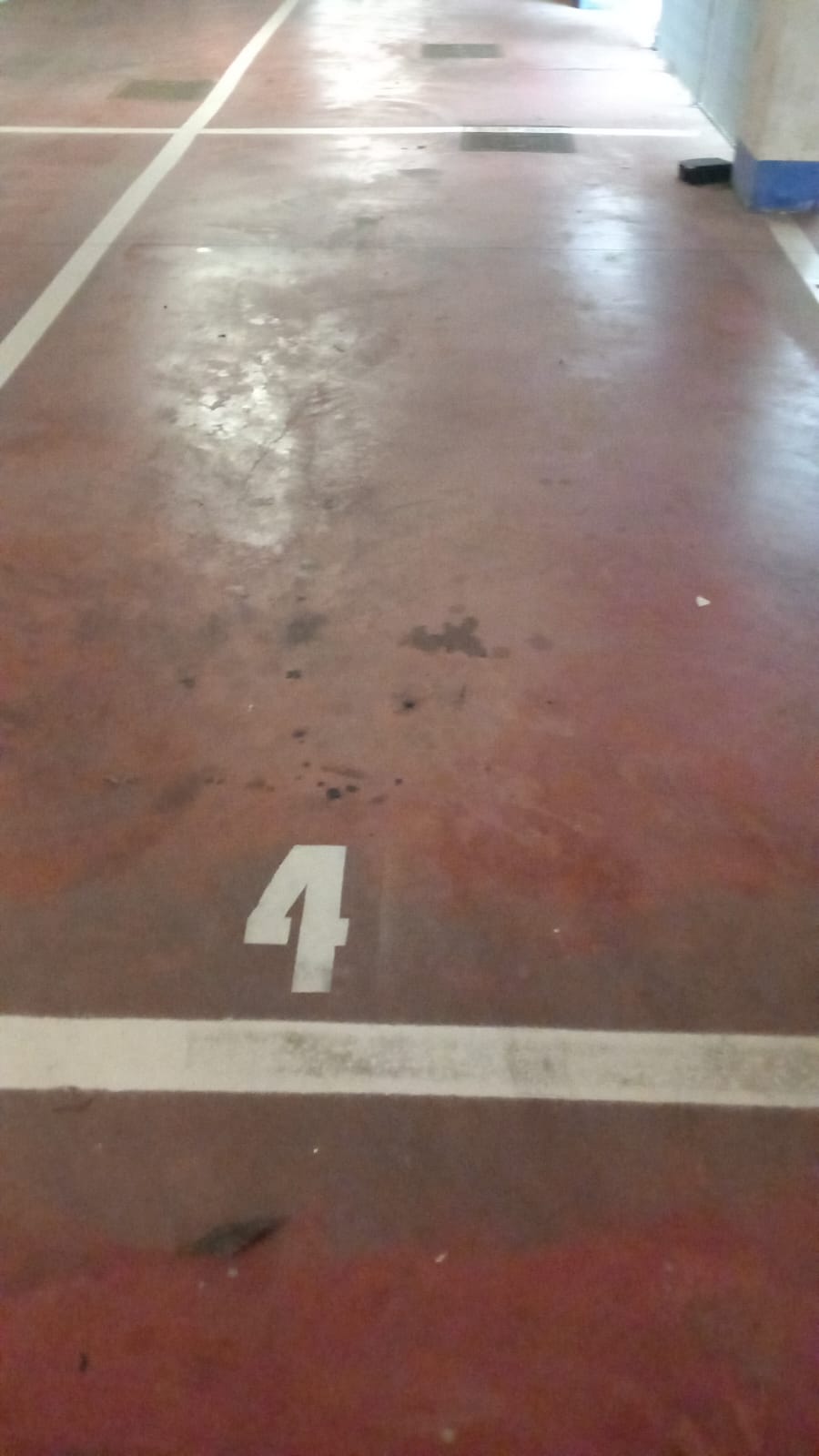 Posto auto coperto con rampa d’accesso da Largo Virgilio Brocchi n. 68, situato al piano S2 della scala C, interno 4. Id. cat. Unità Secondaria cat. C/6 foglio 853 part. 738 sub 47. Sup. mq catastali 16