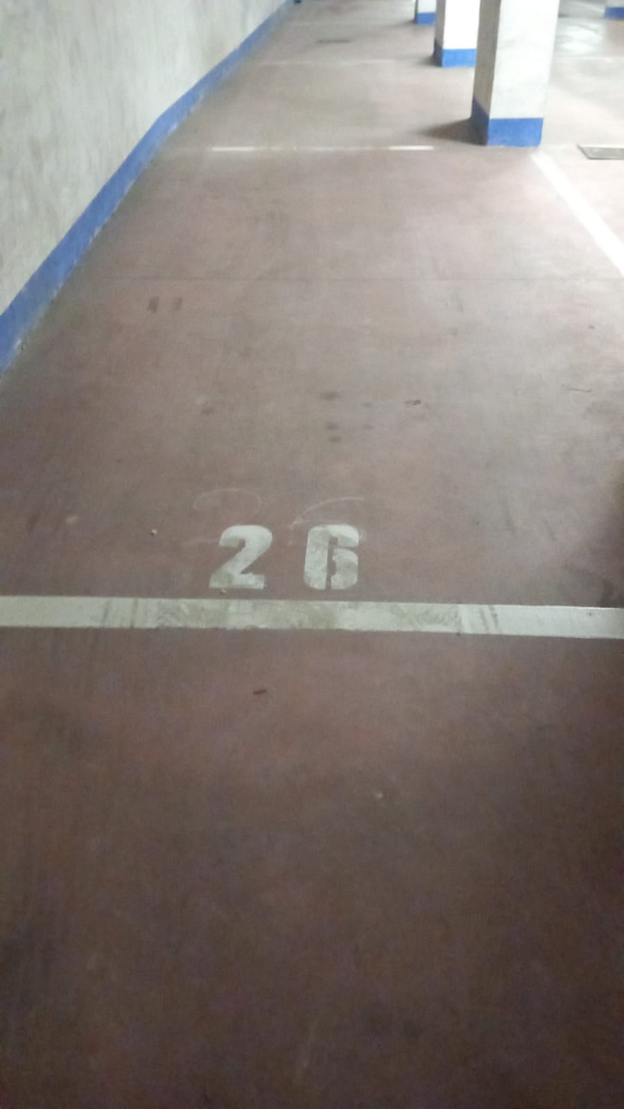 Posto auto coperto con rampa d’accesso da Largo Virgilio Brocchi n. 68, situato al piano S2 della scala C, interno 26. Id. cat. Unità Secondaria cat. C/6 foglio 853 part. 738 sub 69. Sup. mq catastali 17