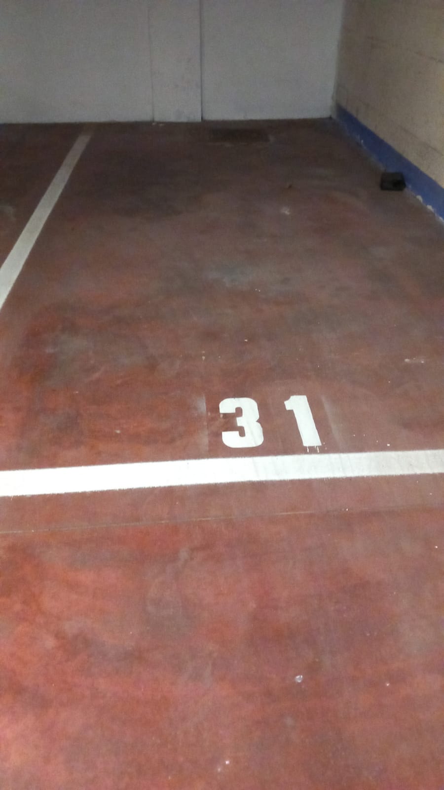 Posto auto coperto con rampa d’accesso da Largo Virgilio Brocchi n. 68, situato al piano S2 della scala C, interno 31. Id. cat. Unità Secondaria cat. C/6 foglio 853 part. 738 sub 74. Sup. mq catastali 15