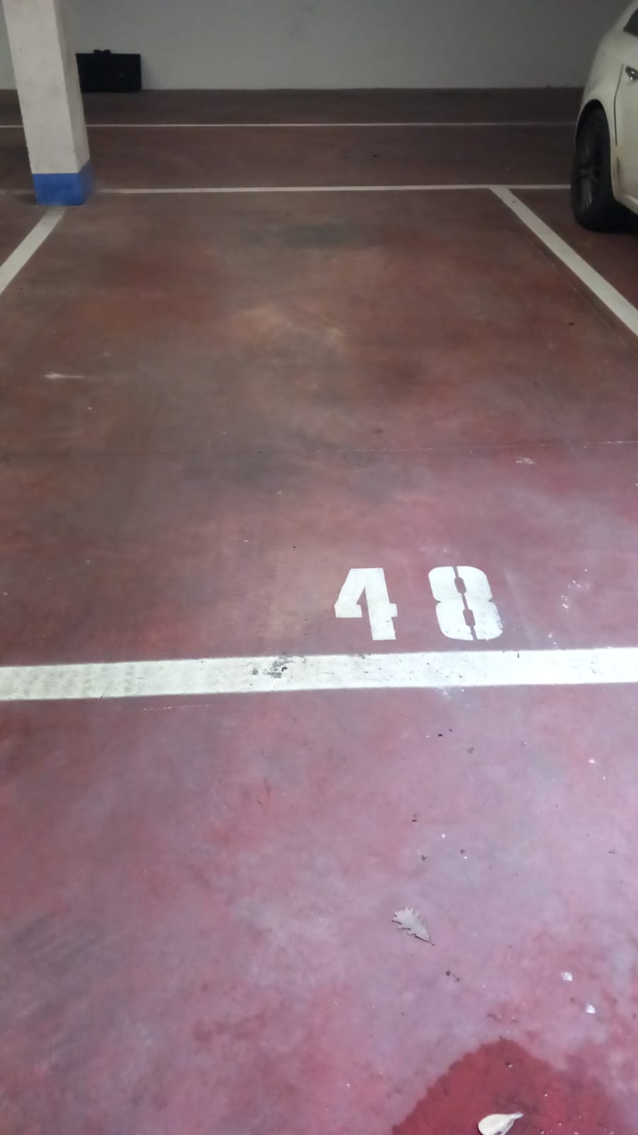 Posto auto coperto con rampa d’accesso da Largo Virgilio Brocchi n. 68, situato al piano S1 della scala C, interno 48. Id. cat. Unità Secondaria cat. C/6 foglio 853 part. 738 sub 91. Sup. mq catastali 15