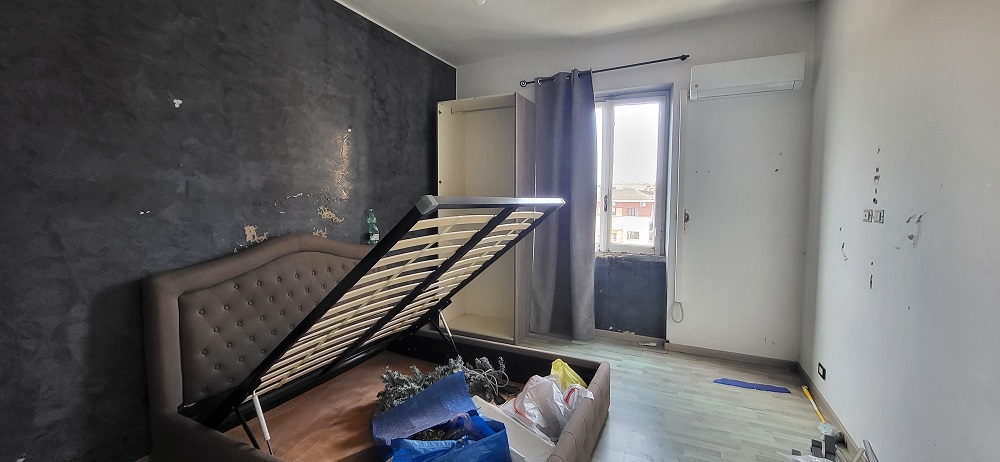 APPARTAMENTO INT.15 DI 5 VANI CON ASCENSORE. Dati catastali [N.C.E.U.] cat. A/4, fg. 589, part. 75, sub. 530. Sup. cat. 95. CANTINA N.14 DI 10 MQ CATASTALIDati catastali [N.C.E.U.] cat. C/2, fg. 589, part. 75, sub. 531. Sup. cat. 10. Piena proprietà lotto libero.