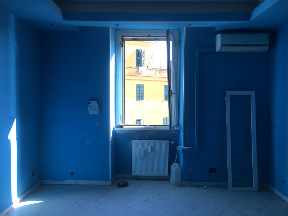 APPARTAMENTO INT.8 DI 4 VANI SENZA ASCENSORE. Dati catastali [N.C.E.U.] Cat. A/4, fg. 615, part. 91, sub. 56. Sup. catastale immobile mq 64. LIBERO